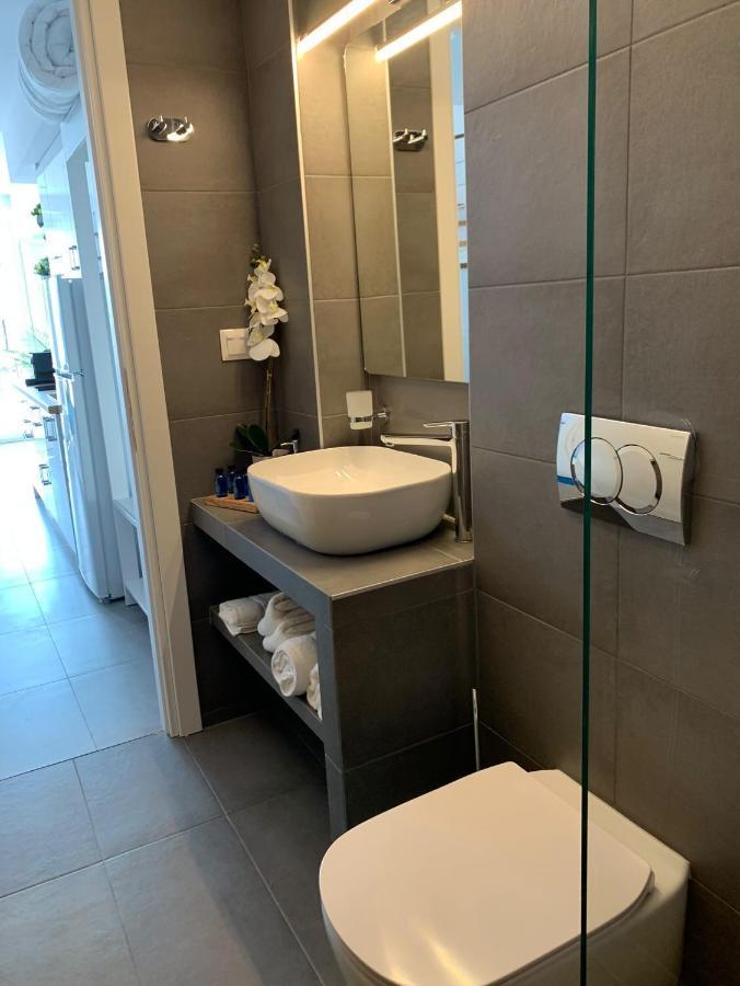 Ocean Blue Suites Ierissós Ngoại thất bức ảnh